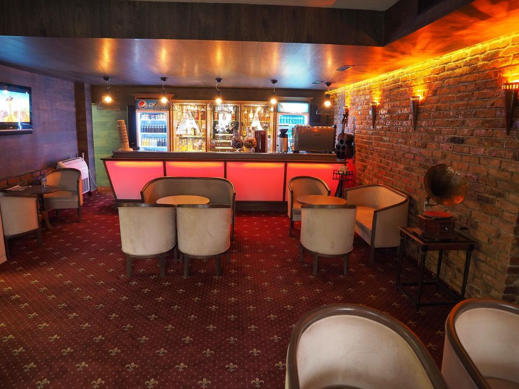 ווידין Bononia Hotel מראה חיצוני תמונה