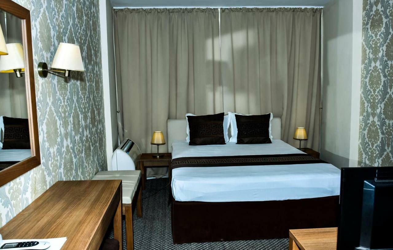 ווידין Bononia Hotel מראה חיצוני תמונה